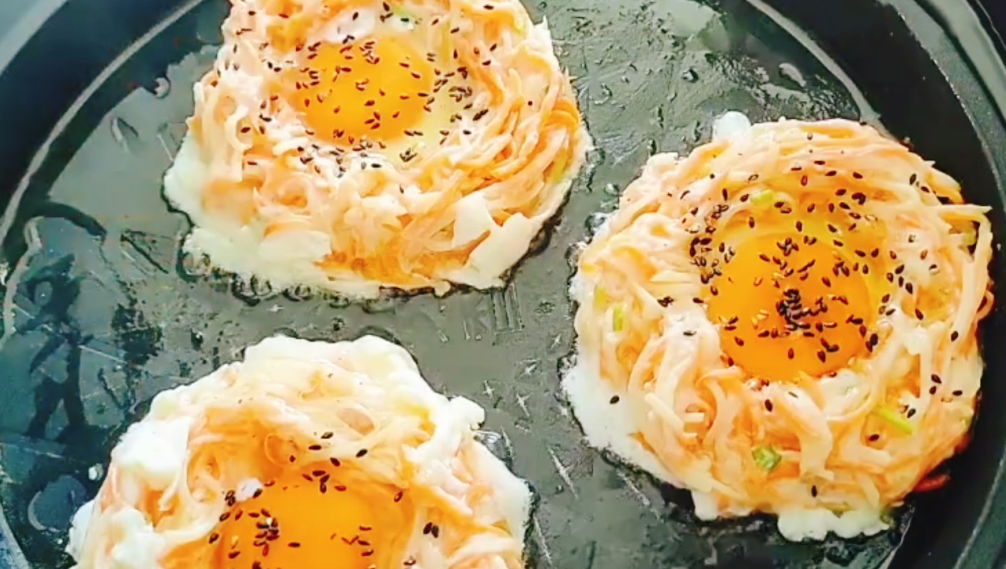 圖片[5]-【胡蘿卜絲雞蛋餅】做法步驟圖 補(bǔ)鈣明目長(zhǎng)個(gè)子 孩子也喜歡吃-起舞食譜網(wǎng)