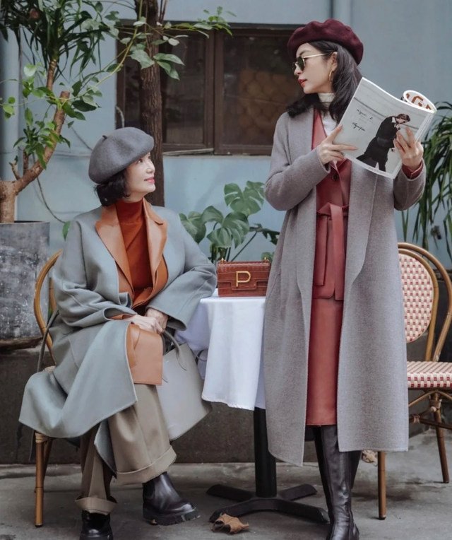 三明治面料是一种什么材质，三明治面料是一种什么材质的面粉（这个秋季火了一种穿法）