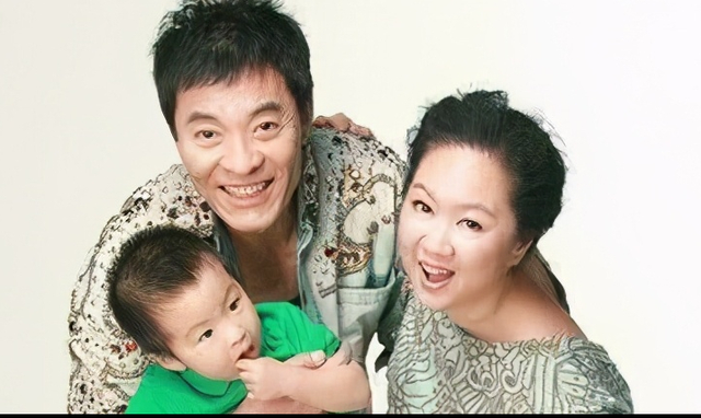 抛弃小23岁杨若兮，刘威现况（被大23岁刘威抛弃后）