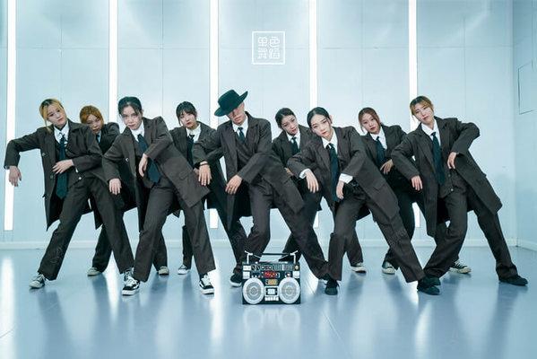 学爵士舞有什么好处呢，学爵士舞有什么好处呢男生（爵士舞男生可以学吗）