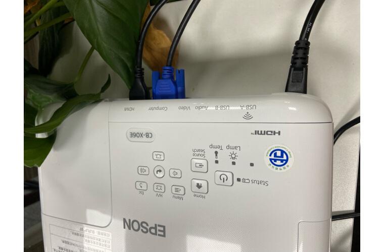 爱普生投影仪怎么连wifi（投影仪无线连接电脑和手机方法）
