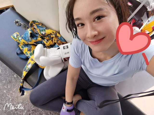 穆婷婷为什么退出娱乐圈，穆婷婷是明星吗（自嘲“不属于娱乐圈”的穆婷婷哪去了）