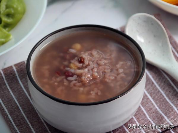 预约几个小时是几个小时后煮吗，电饭锅定时和预约怎么用（15分钟营养早餐轻松做）