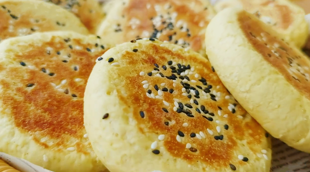 【小米紅糖餡餅】做法步驟圖 外酥里軟易消化 比蛋糕還要好吃-起舞食譜網