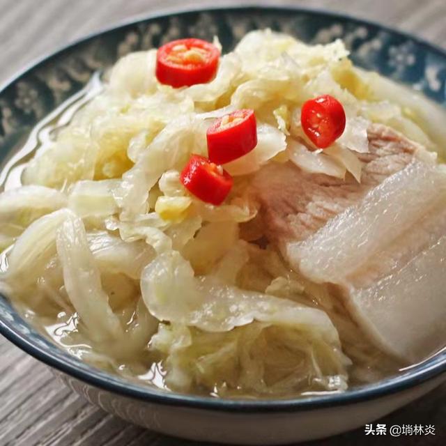 家常腌制大白菜的方法，如何腌制大白菜（一做就会的腌白菜方法）