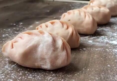 图片[5]-【水煎饺】做法步骤图 小孩特别喜欢吃 一大盘不够-起舞食谱网