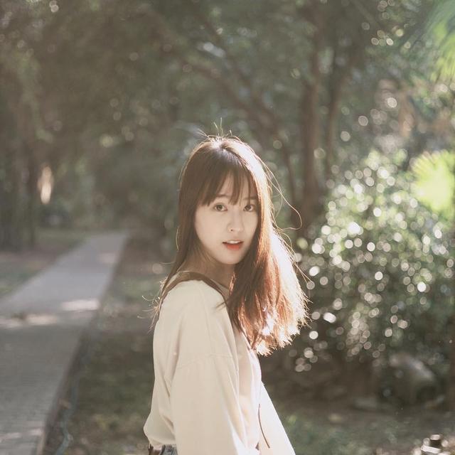 好听的qq英文昵称，简短好听的qq英文个性昵称（森系可人qq昵称女生英文简洁网名）