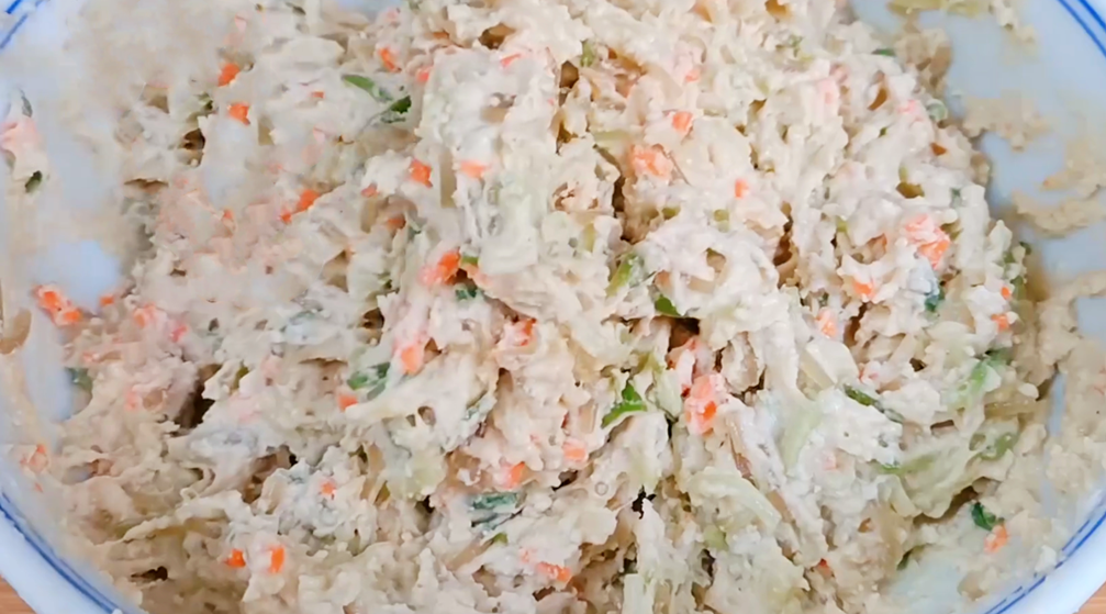 图片[5]-【炸萝卜丸子】做法步骤图 外酥里软不吸油 一大盆不够吃-起舞食谱网