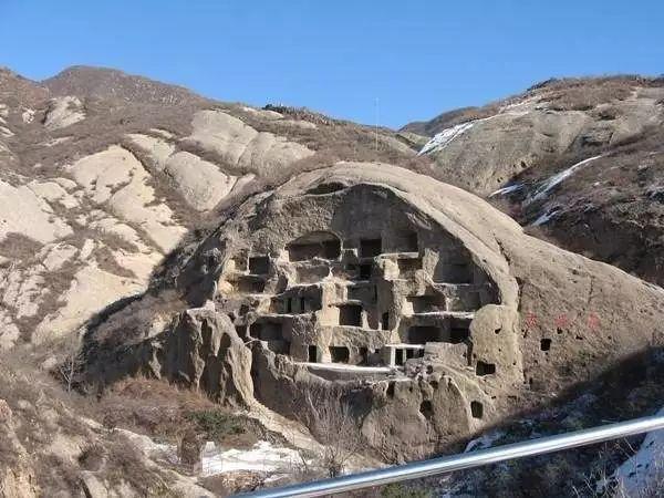 山西著名旅游景点，山西五台山旅游（山西最值得去的十大景点）