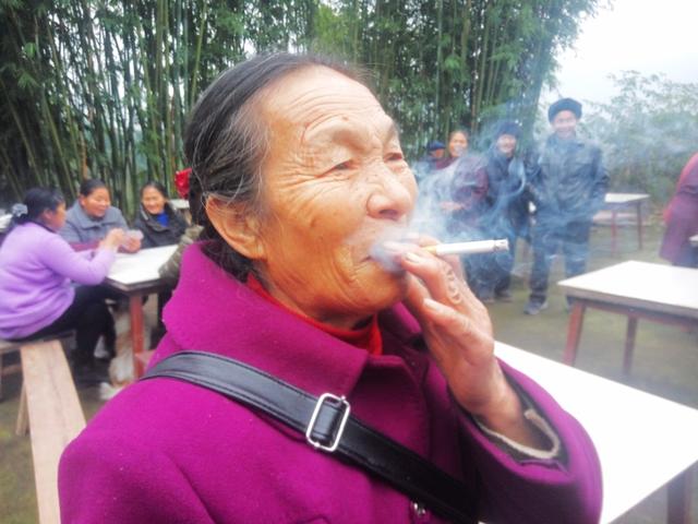 脸盲是什么意思，脸盲症怎么治疗（终于明白我为什么记不住人脸了）