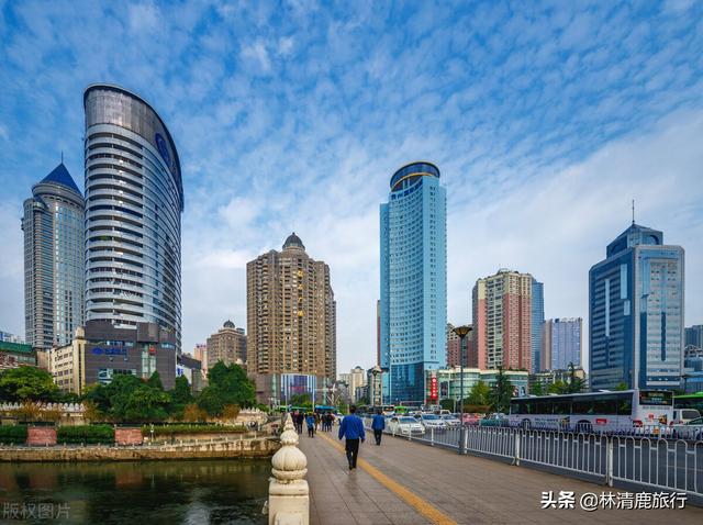 中国凉都是哪个城市，中国凉都的是哪个城市（中国10个顶级避暑城市）