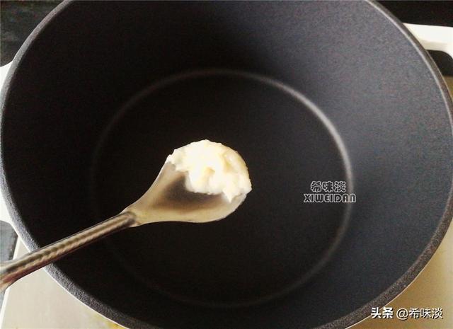 珐琅锅如何开锅，珐琅锅和陶瓷锅哪个好（锅油润寿命更长）