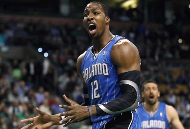 麦迪心中的魔术最佳阵容,共入选41次全明星,两代超人