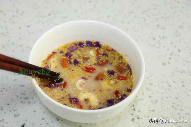 藕粉怎么吃最好吃，莲藕粉怎么吃（浓稠香滑营养翻倍）