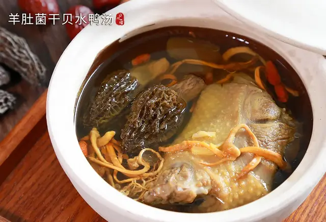 鸭肉不能和什么一起吃，鸭肉不能和什么共同食用（4种搭配：降火滋阴还养胃）