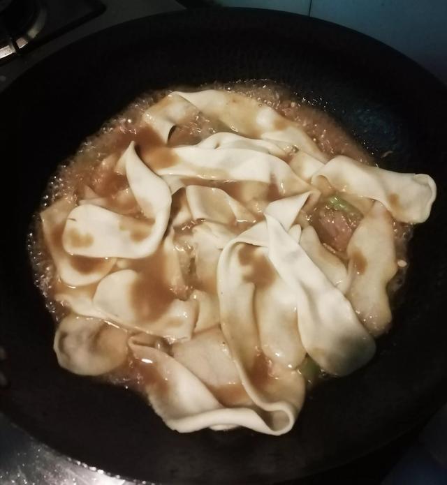 芸豆焖面的做法，芸豆焖面的做法窍门（家乡的美食——芸豆焖面）