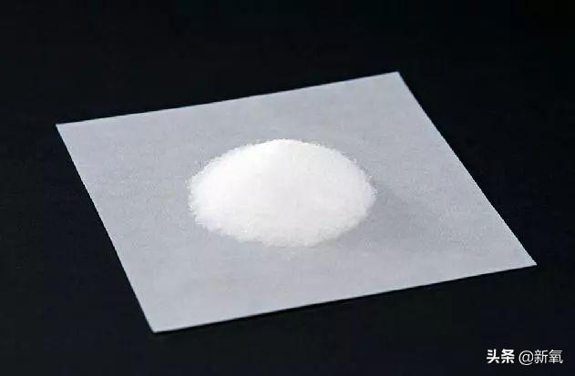 健身喝的左旋是什么，左旋肉碱的危害及副作用知乎（还能把人喝成永久性脑损伤）