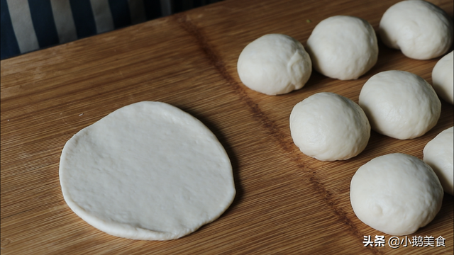 小豆饼的做法大全家常，红豆饼最过瘾的新做法