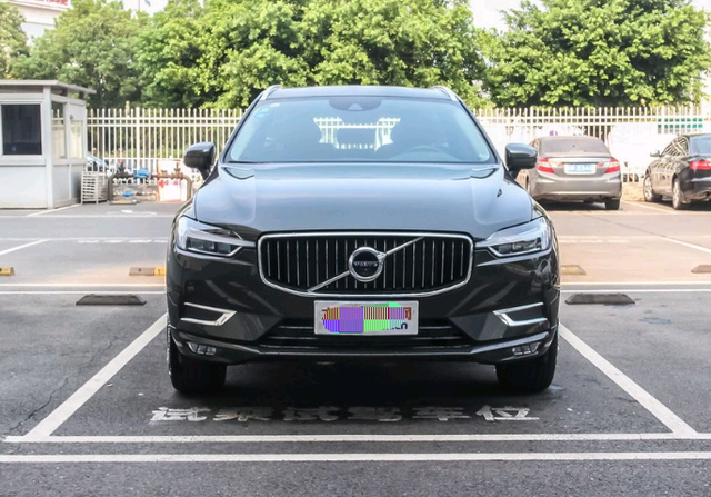 沃尔沃最便宜的车，沃尔沃最低价格一览表（配宝华韦健音响+4驱）