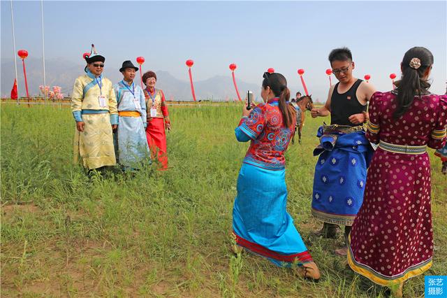那达慕：蒙古族的传统盛会，那达慕（精彩绝伦的蒙古族盛会那达慕）