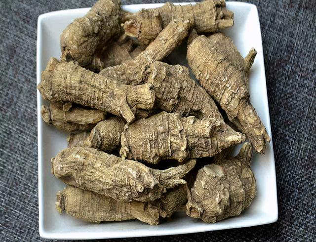 花旗参与西洋参的区别，花旗参与西洋参的区别有哪些呢（它的内幕：软枝与硬枝哪个好）