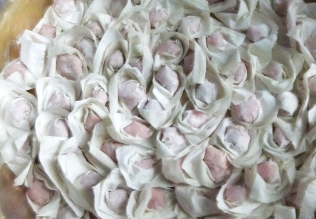 肉燕馄饨正宗做法，肉燕馄饨你吃那个呢