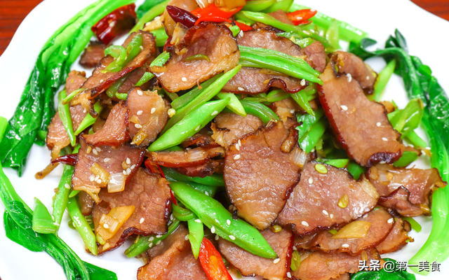 腊肉怎么吃前怎么处理方法，还是最爱农家扁豆炒腊肉