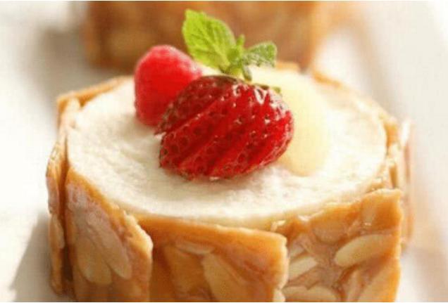 男士生日蛋糕图片2022款网红款，男孩蛋糕图片2022款网红款图片（网评男生示爱“专用”4种蛋糕）