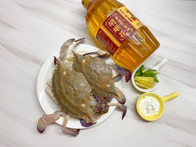 蟹肉怎么做好吃，蟹黄蟹肉怎么做好吃（香味十足又好吃）