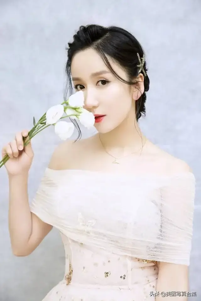 头像女生简单气质唯美，唯美阔耐简单女生头像微信（元宵专属闺蜜名及潇潇头像❤️）