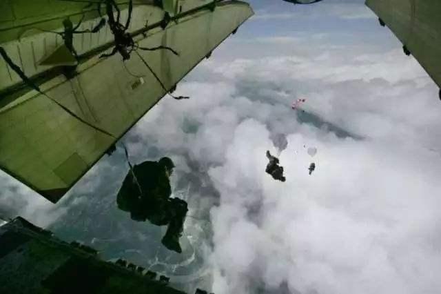 hereby，hereby中文是什么意思（重温一下入美誓词）