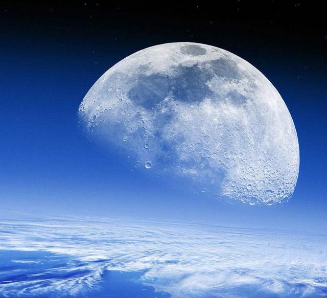 地球有几颗天然卫星，宇宙中有多少个天然卫星（为啥地球只有月亮一颗卫星）