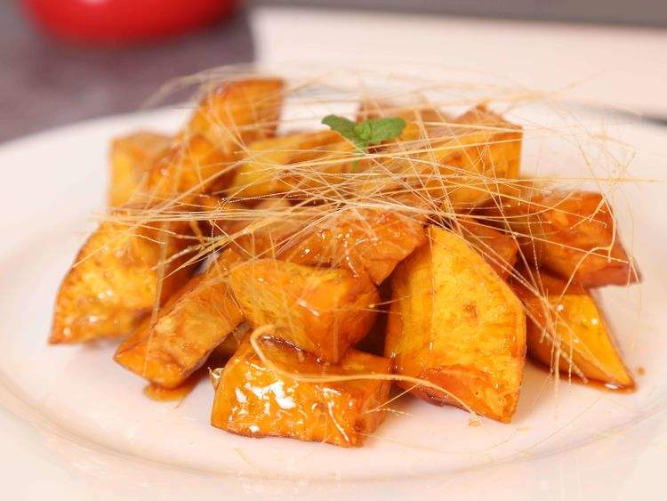 【拔丝苹果】做法步骤图 外脆内软-起舞食谱网