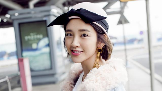 郑爽的简介，郑爽简介和资料大全（她爸和她一起改姓）