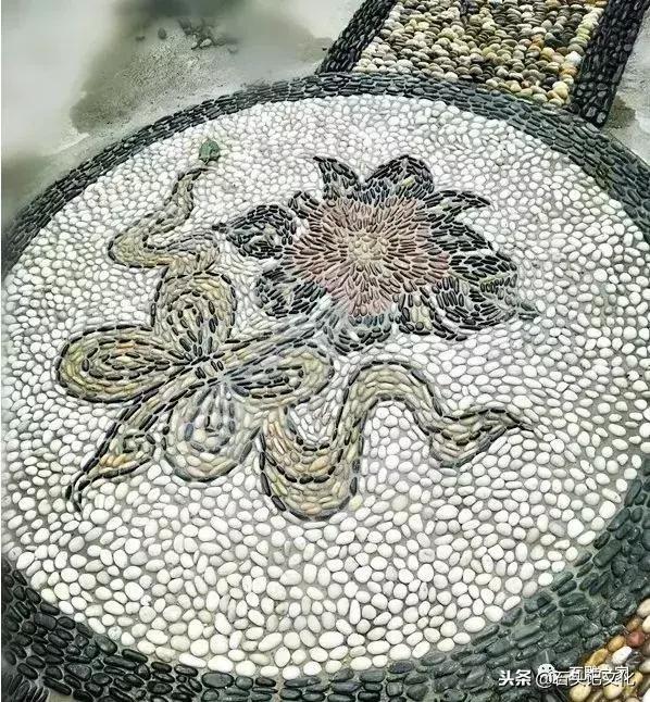 鹅卵石铺装,铺鹅卵石一平米人工费多少钱(超有价值的鹅卵石铺路方法) 鹅卵石铺装,铺鹅卵石一平米人工费多少钱(超有价值的鹅卵石铺路方法)