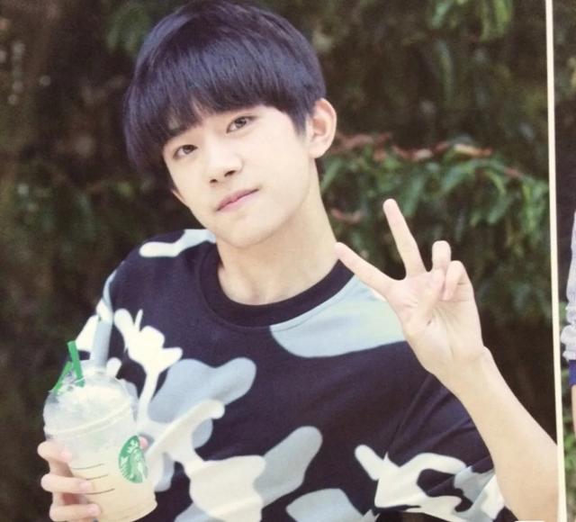 易烊千玺出道时间，易烊千玺出道时间天数（易烊千玺到底经历了什么）