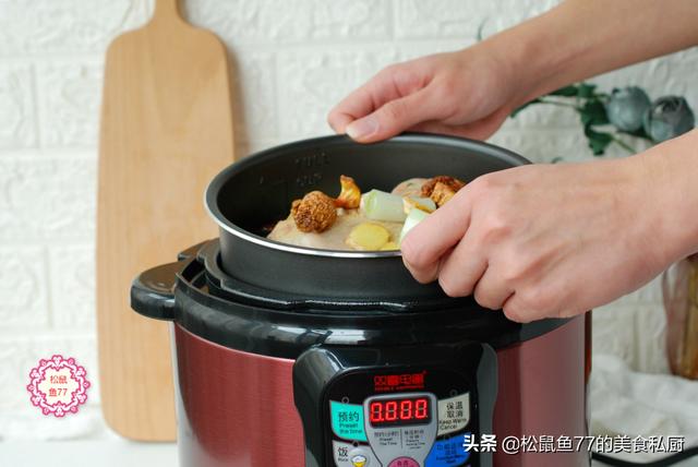 姬松茸怎么洗干净，姬松茸怎么清洗（一到冬天我家就爱喝这汤）