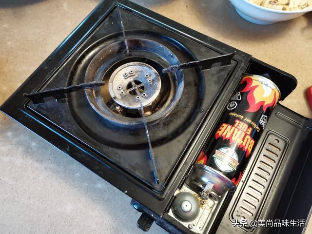 家庭简易清汤火锅底料，自制清汤火锅底料（火锅汤底用什么熬最好）