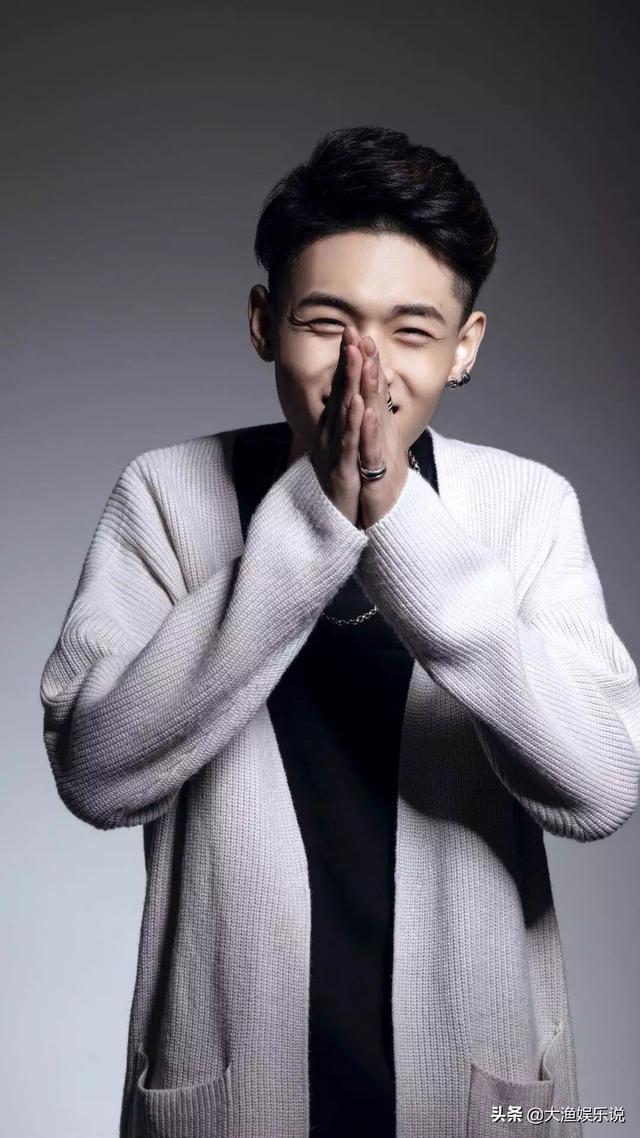 德云社女粉丝很贱，郭德纲柳岩（一人身高辈分双夺冠）