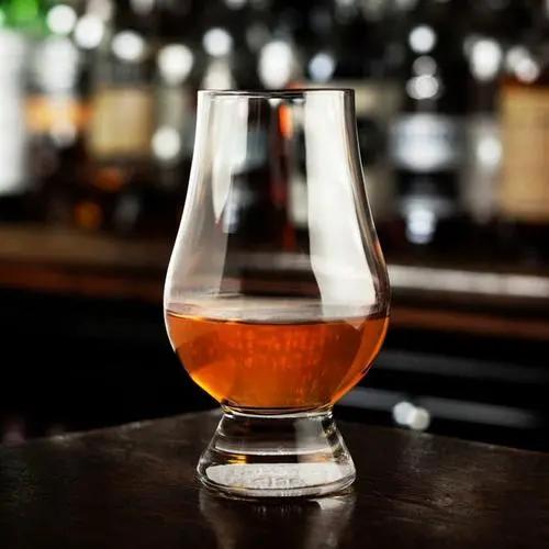 威士忌怎么喝,杰克丹尼威士忌怎么喝(从酒杯选择到三种经典喝法) 威士忌怎么喝,杰克丹尼威士忌怎么喝(从酒杯选择到三种经典喝法)