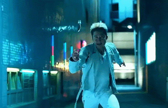 任达华吴京演的电影叫什么，任达华和吴京主演的是什么电影（甄子丹吴京打断几根甩棍）