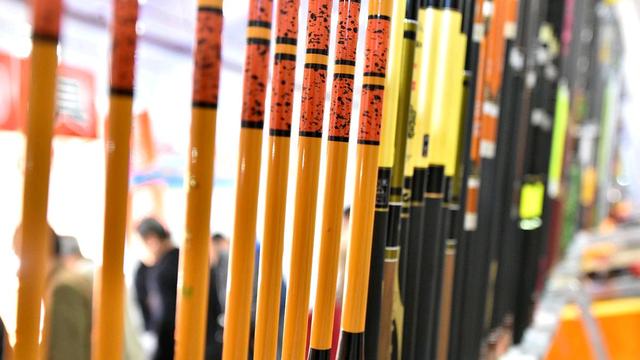 初学鱼竿怎么选择，新手钓鱼选鱼竿千万别盲目