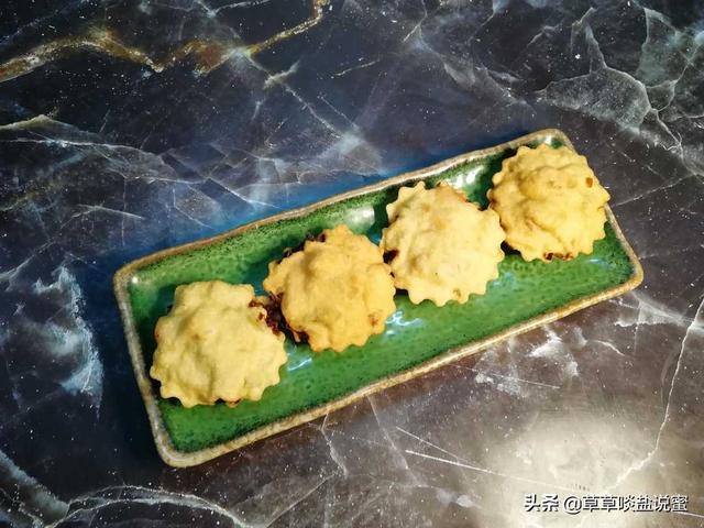 萝卜丝虾皮油墩子的做法，怎样做萝卜丝油墩子（简单易学的萝卜丝饼）
