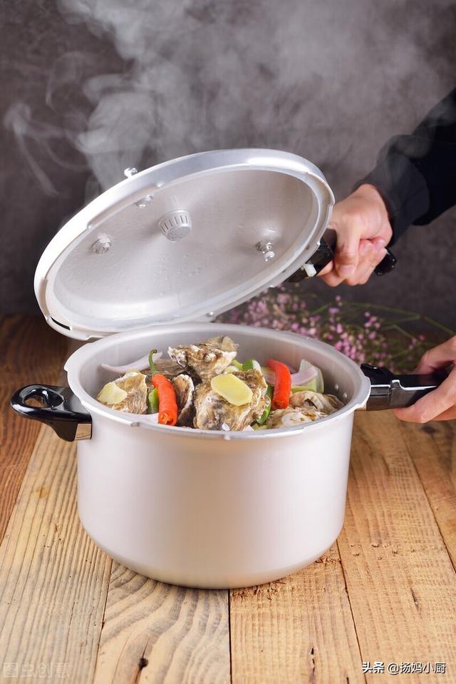 带壳生蚝水煮多久才熟，带壳的生蚝水煮几分钟可以熟（肥美生蚝这3种做法用时各异）