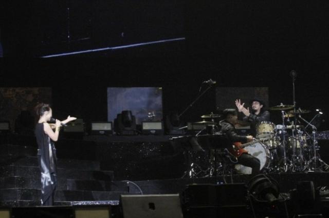 林忆莲恭硕良公开恋情，与小11岁恭硕良恋爱8年