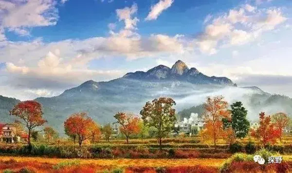 安徽月亮湾自驾游攻略，安徽月亮湾风景区（安徽这5条安徽自驾游经典线路必须去）