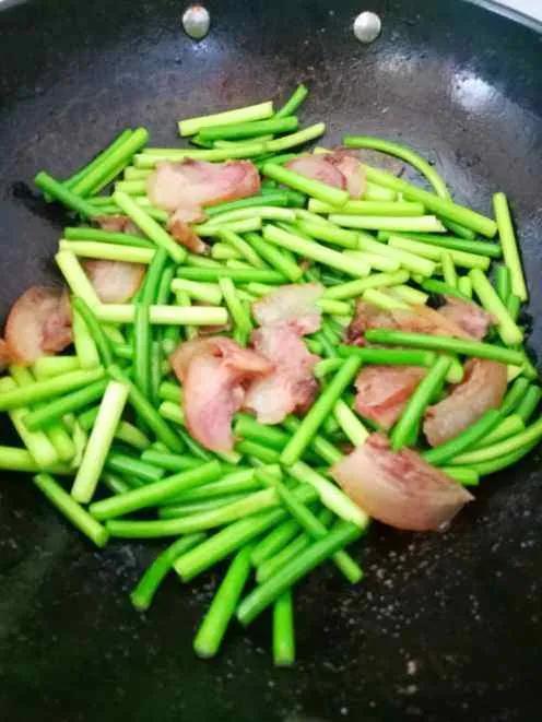 乱棍打死猪八戒，乱棍打死猪八戒是什么菜（幽默经典菜名大全）