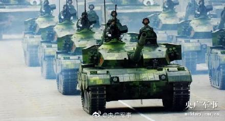 大阅兵几年一次，中国阅兵仪式多久一次（回顾17次阅兵最燃瞬间）