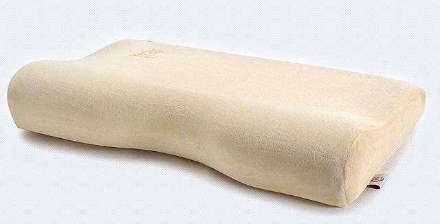 如何选择对颈椎好的枕头，什么样的枕头对颈椎有好处