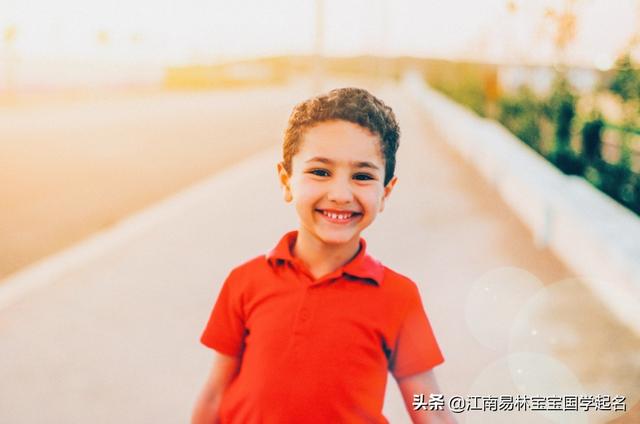 轩的意思和含义，轩意思和含义是什么（200个楚辞里有文采典故的男孩名字）